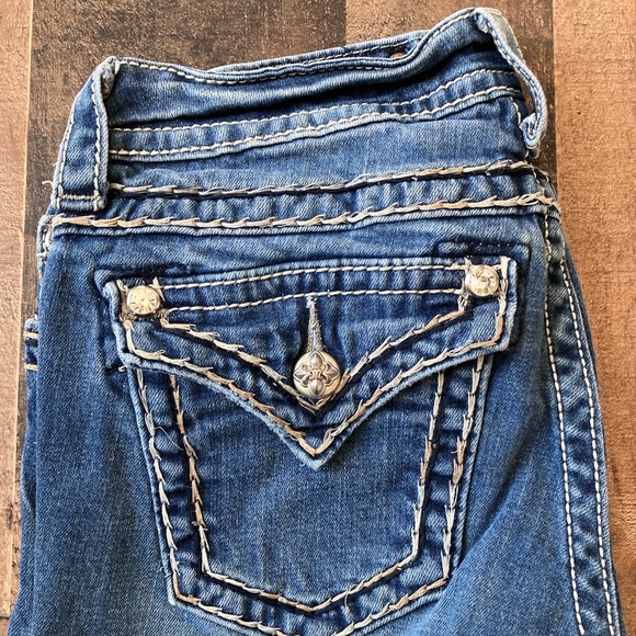 Miss Me Bootcut Jeans Size 26 Embellished Pocket Mid Rise Stretch Denim - Picture 2 of 15